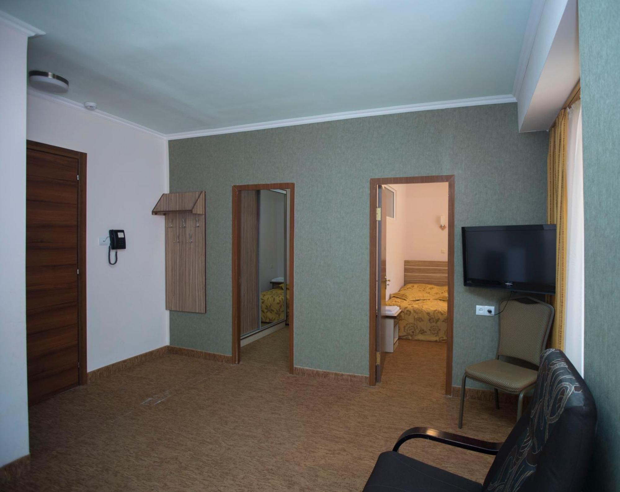 צ'אקאדזור Tsaghkahovit Hotel מראה חיצוני תמונה