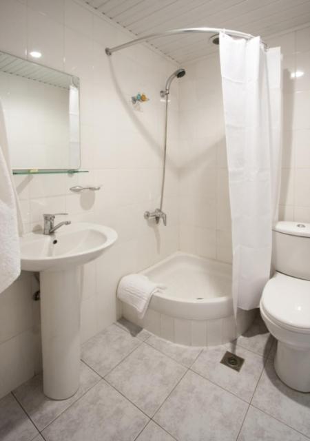צ'אקאדזור Tsaghkahovit Hotel חדר תמונה